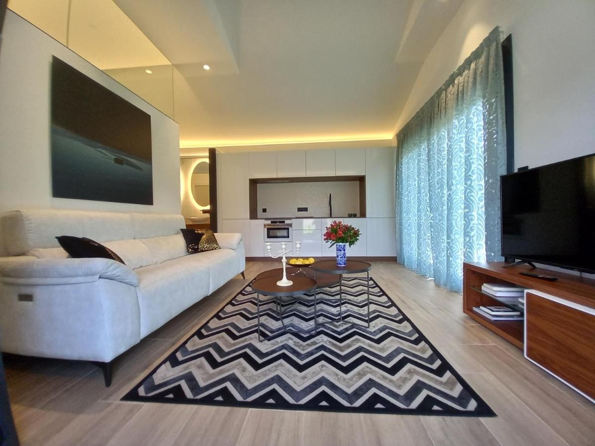 Puerto Franco Apartment Jove Exterior photo